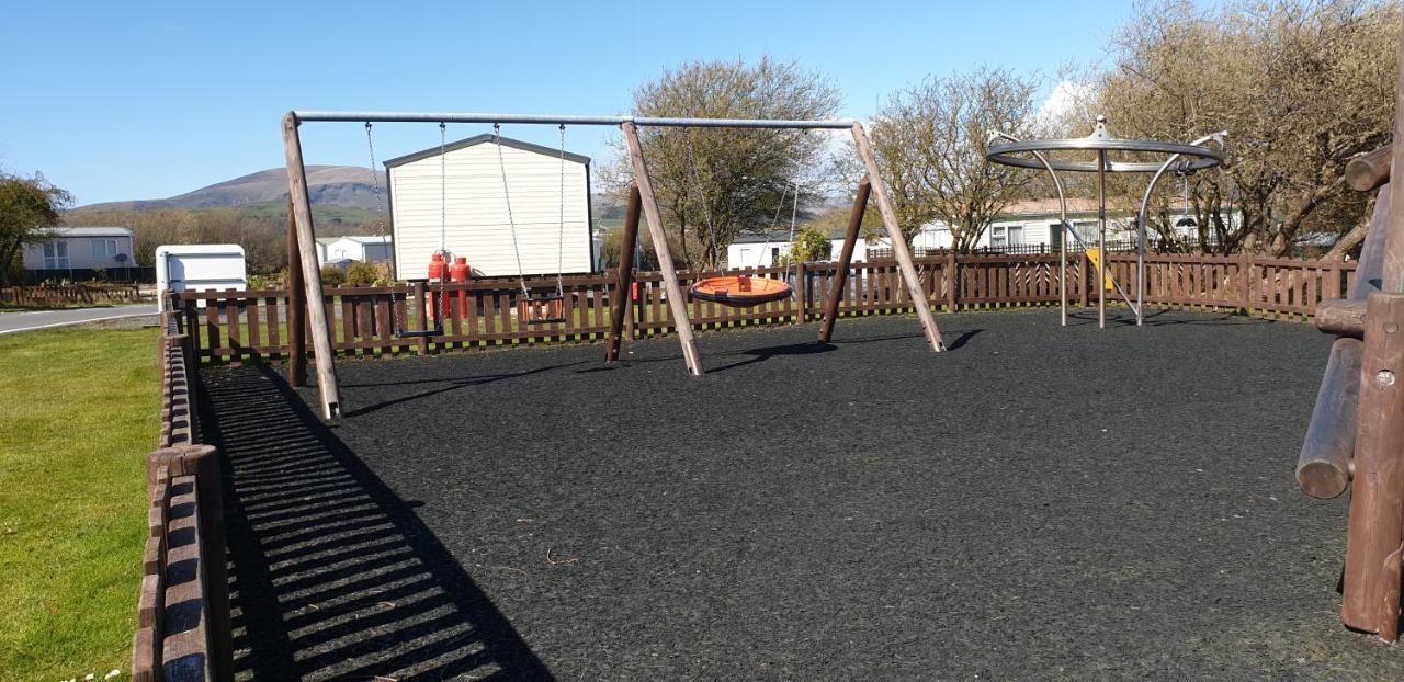 Port Haverigg Marina Village Millom Eksteriør bilde