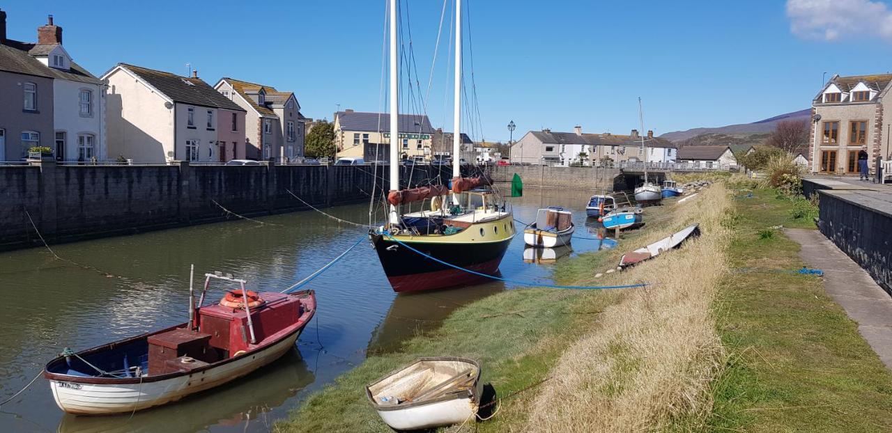 Port Haverigg Marina Village Millom Eksteriør bilde